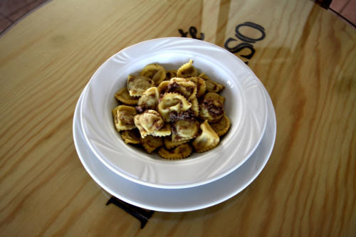 i classici ravioli di brasato